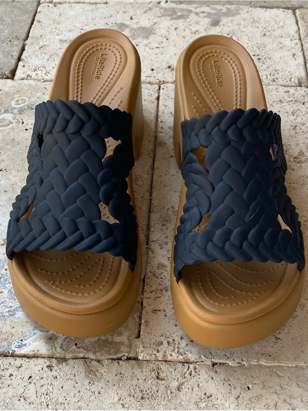 CROCS braided upper